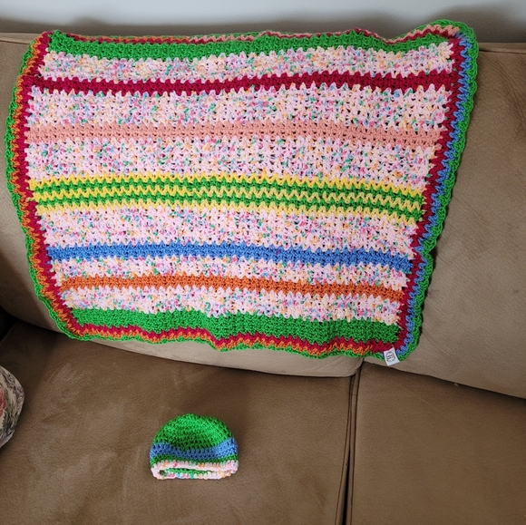 Beautiful Easter colours for an Easter Baby comes with a free hat. - Picture 5 of 5